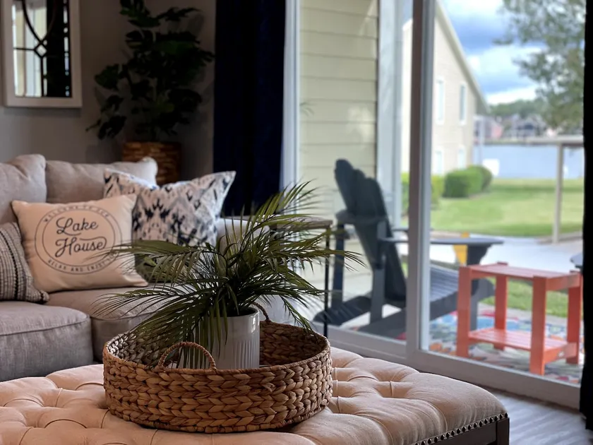 Our Peace of Lake Retreat - Image 1