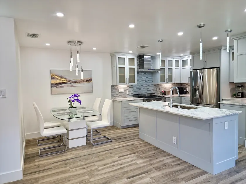 Cozy modern house - Near SXSW and other events - Image 1