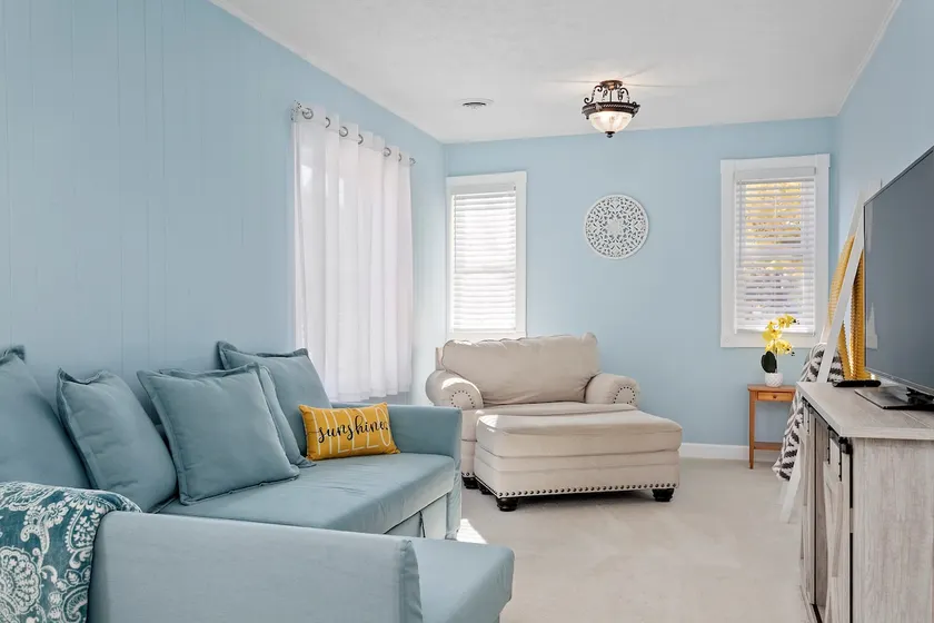 Mimi's Cottage - Image 1