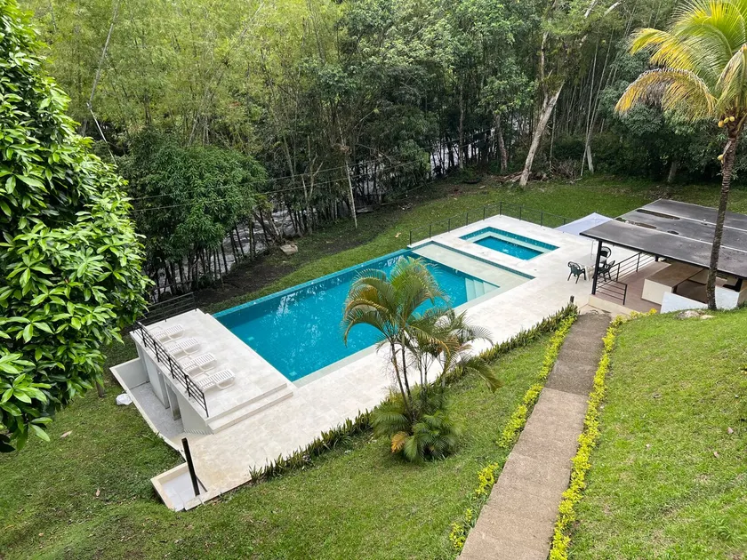 Beautiful and safe property in La Vega - Image 1