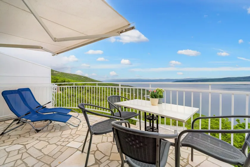 House Marina Seaview & private Pool by 22Estates - Image 1