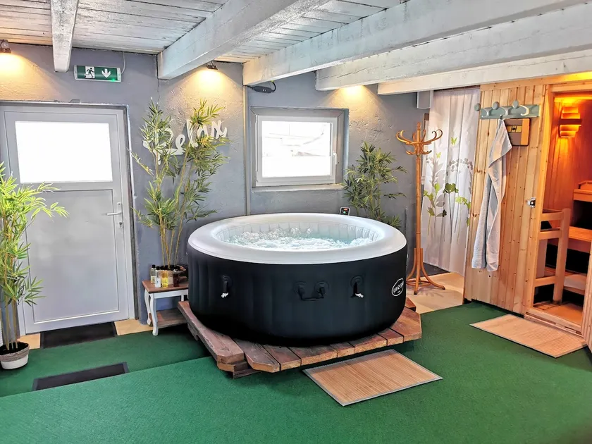 SPA exclusively used, Flat, Fitness - Image 1