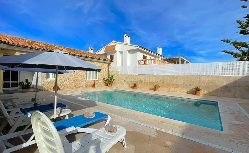 Villa in Colonia de Sant Pere with swimming pool - Image 1