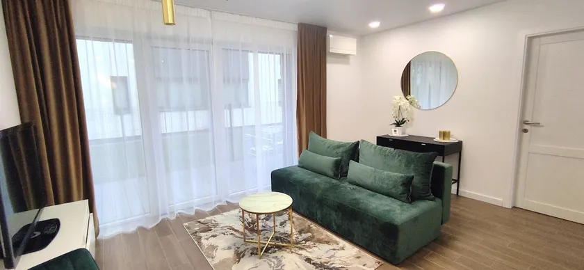 NEW J22, Private parking, Terrace, Self Check-in - Image 1