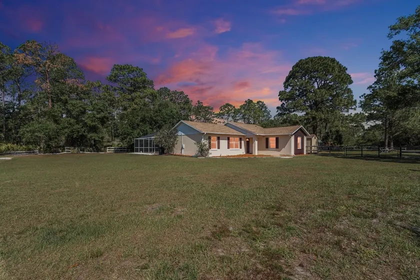 Country Living with a Twist - Image 1