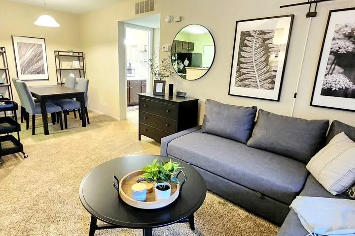 Balcony, Pond View, Washer Dryer, Smoke Free - Image 1