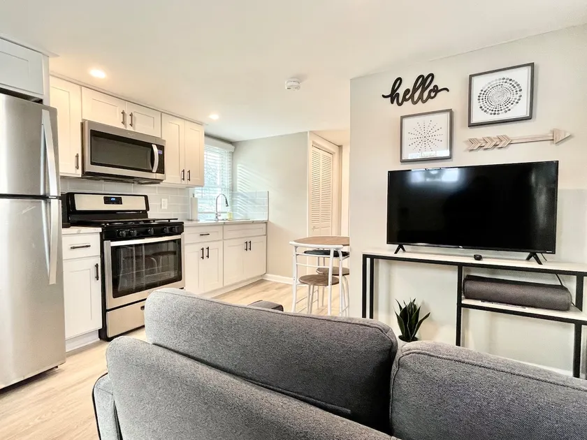 Entire 1Bd/1Br Tiny House Near TCNJ & Capitol - Image 1