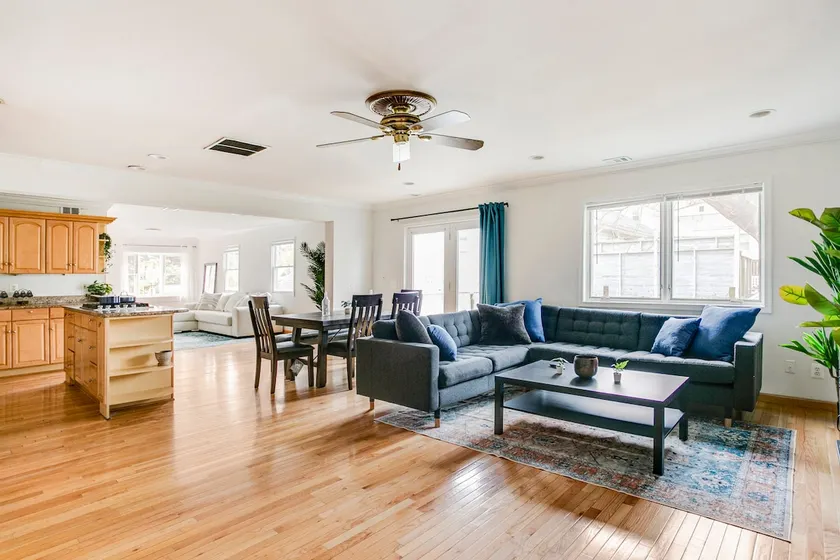 5 Beds | DC | McLean Metro| Luxe | DMV | Sleep 10 - Image 1