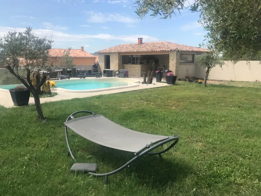 Peaceful country villa - Image 1