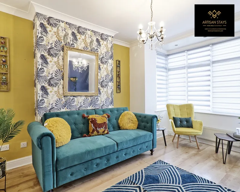 Spacious Tropical Oasis | Free Parking | Sleeps 7 - Image 1