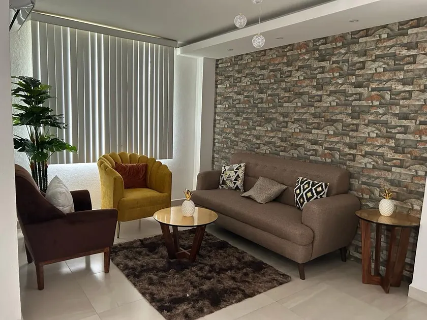 Miramar Cozy Home 4 beds 2.5 baths w/pool - Image 1
