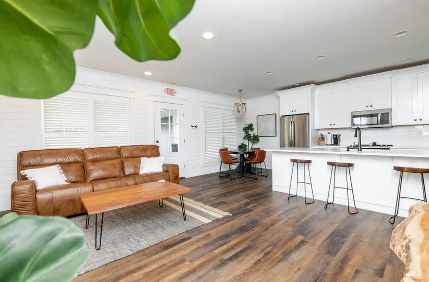 The Overnight Suite - Image 1