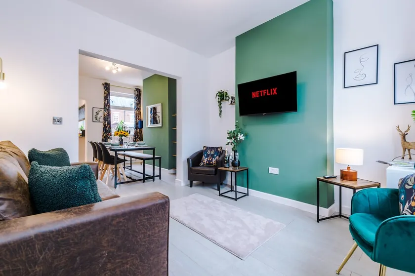 Stunning 3-bed house, amazing location, sleeps 5! - Image 1