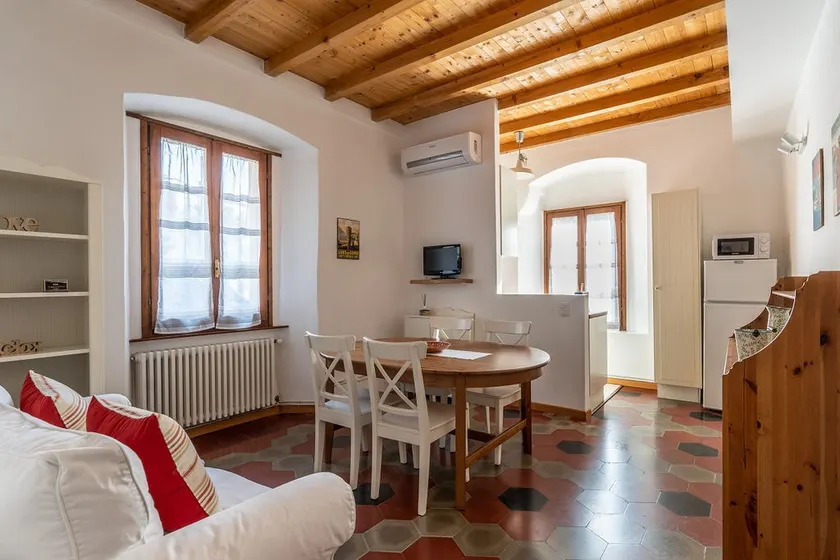 “Casa al Borgo” Como lake - Image 1