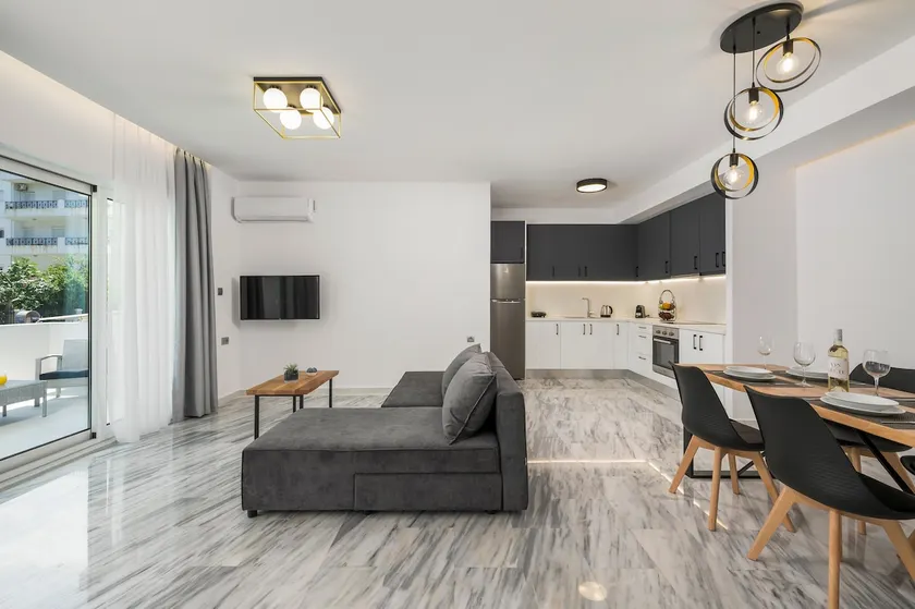 Quarters Luxury Apts - Image 1