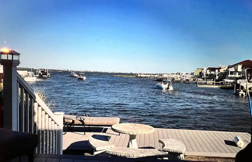 Gateway to the Bay - Image 1
