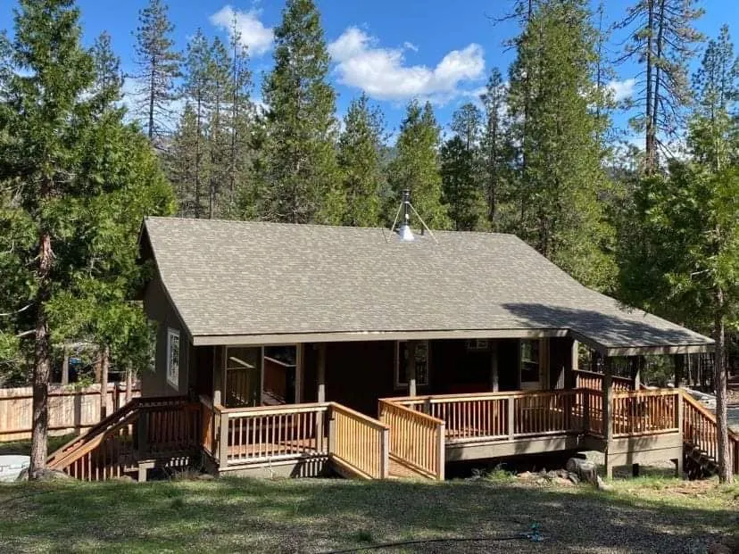 Trailhead Cabin - Image 1