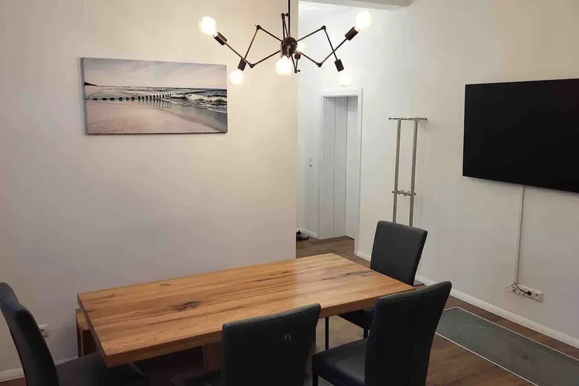 Live beautifully in Wilhelmshaven's Südstadt - Image 1
