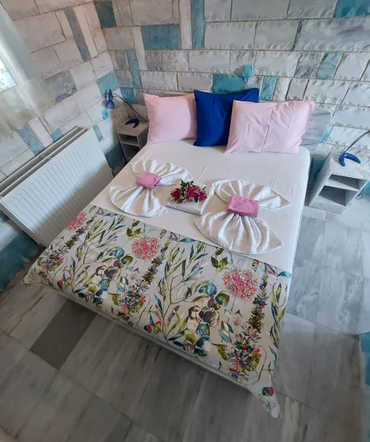 Standard studio 2 Holiday flats - Image 1