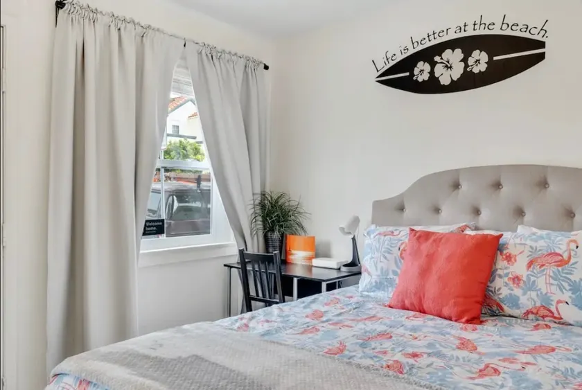 Cozy 1BR Bungalow by the beach, coffee, and dining - Image 1
