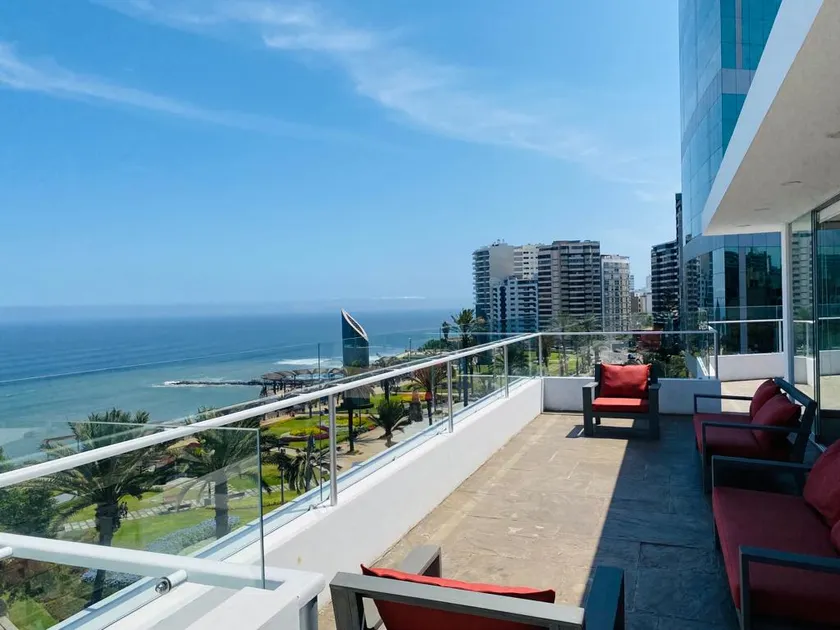 Best Location Larcomar Seaview Rooftop Appartment - Image 1