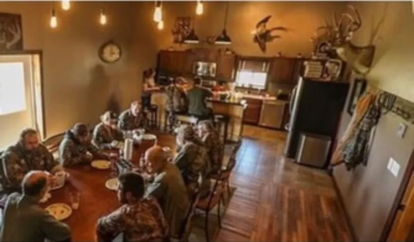 Country Lodge - Image 1