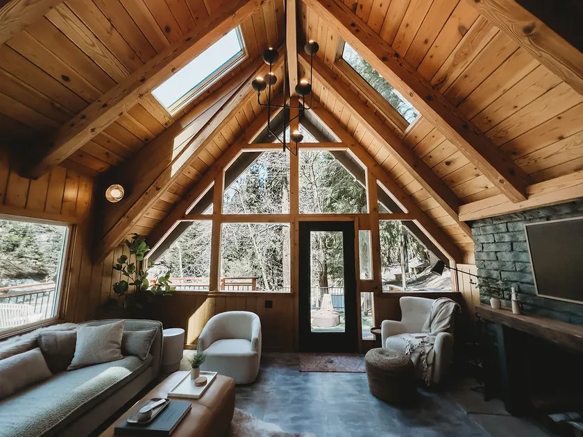 Orchard Creek w/ hot tub by @To_Dwell_Here - Image 1