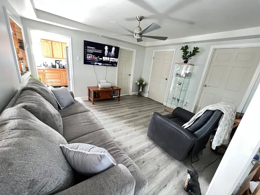 Warm, Cozy, Beach Cottage on the Bay - Image 1