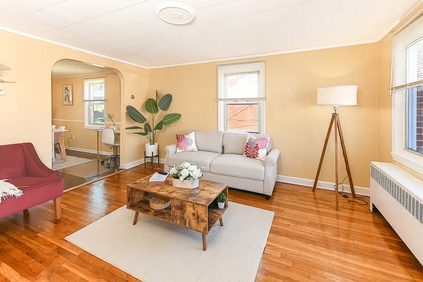 Homey Haven Baltimore - near airport, hospitals & downtown - Image 1