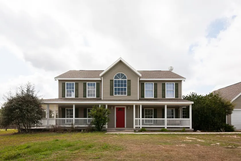 Hilltop Cattle Farm Stay w/pool House - Image 1