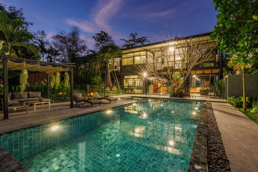 Luxury Family Pool Villa plus 2 Separate bungalows - Image 1