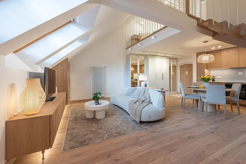 cohost | Simply The Best on Pilies St. Luxury Apt. - Image 1
