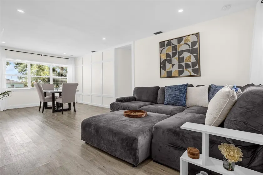 Stylish newly updated home in Winter Park - Image 1