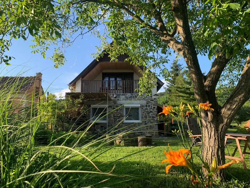 The Cheerful Wanderer Guesthouse - Image 1