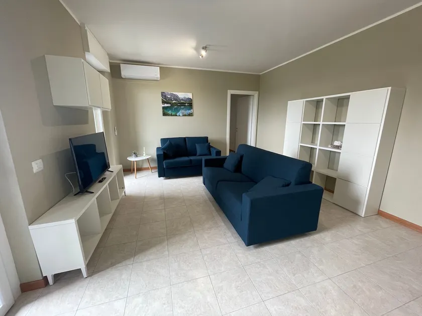 Iris Apartment - Image 1