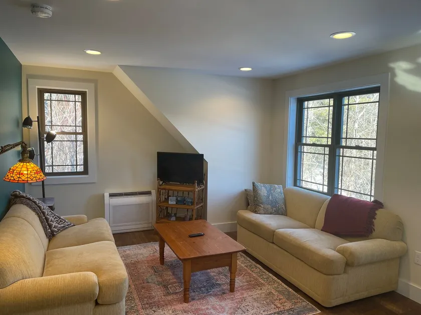 Cozy net zero apartment - Image 1