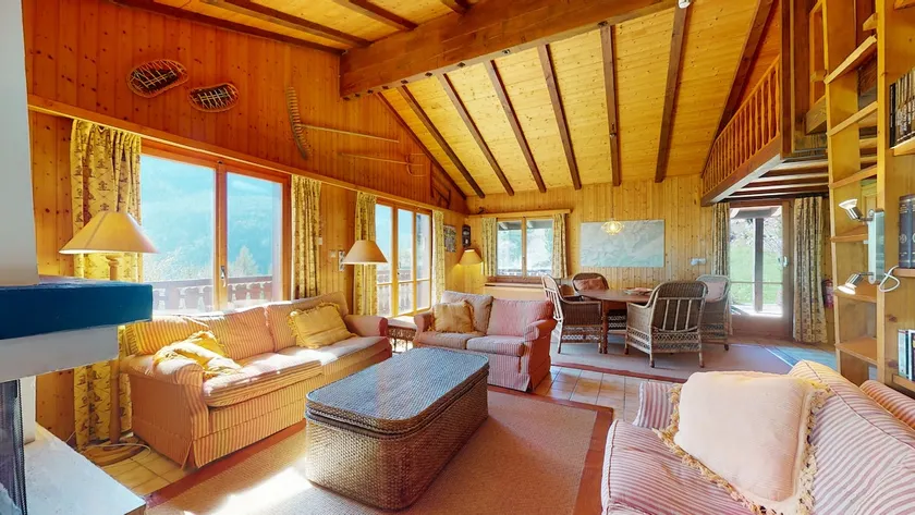 Warm chalet with a nice exterior in Les Marécottes - Image 1
