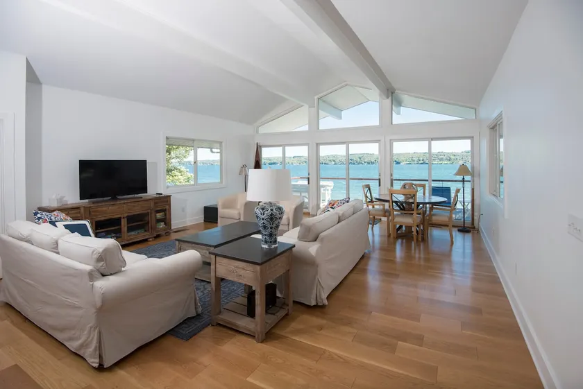 Skaneateles Lake House - Image 1