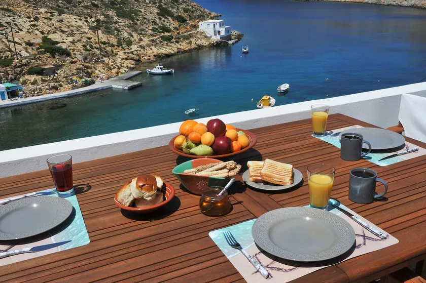 Droufakos’ home, Lux seafront apartment w. View - Image 1