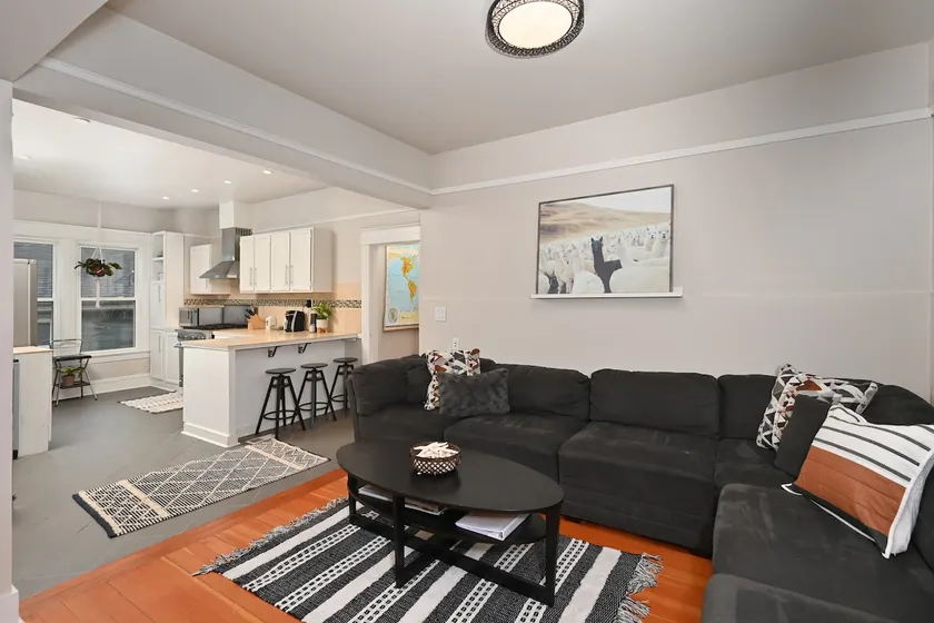 Seattle Home w/ 5‑Min Walk to Light Rail! - Image 1