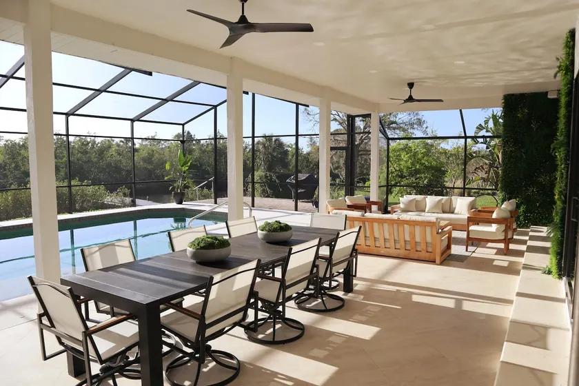 5 minutes away from the beach! Luxury Private Villa on the Canal - Image 1