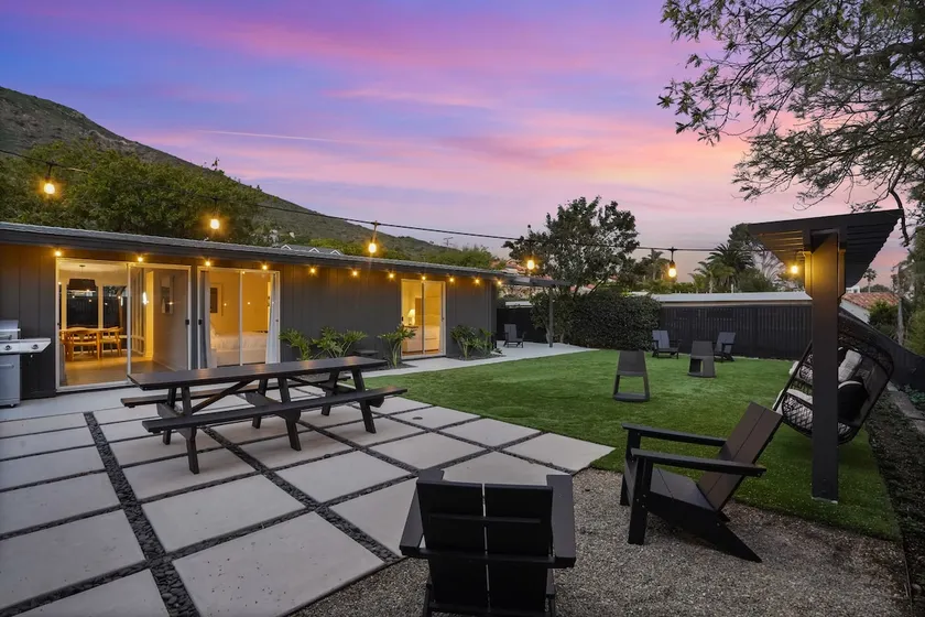 Malibu Beach House by Stay Awhile Villas - Image 1
