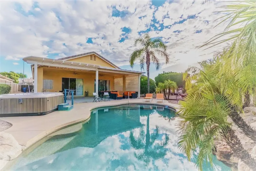 Private Pool & Spa, Golf, 3 BDR/2 BTH Vacay Time! - Image 1