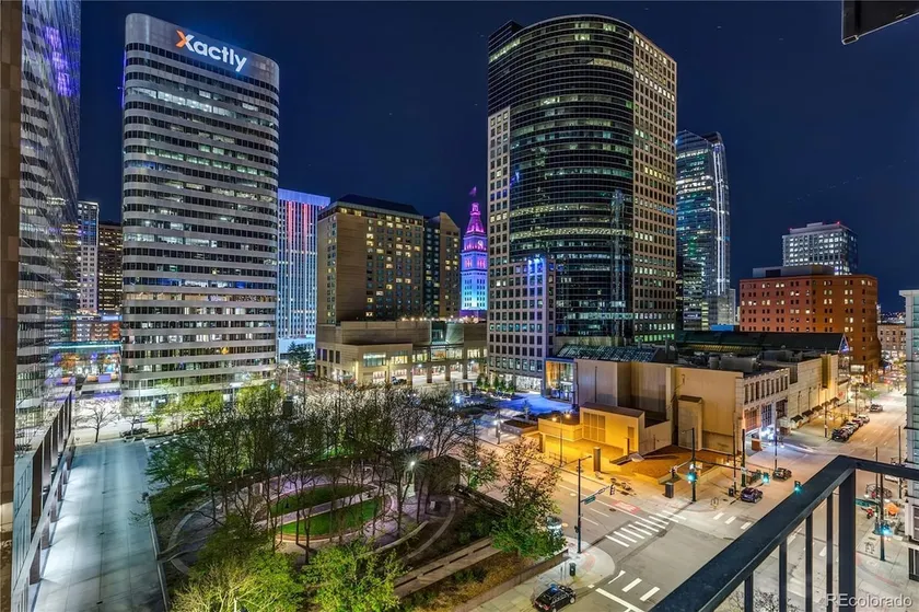 Downtown Larimer Square with free parking and amenities! - Image 1