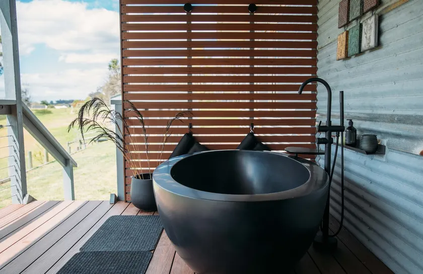 Luxe&Ivy Romantic Country Getaway Clifton Creek - Image 1