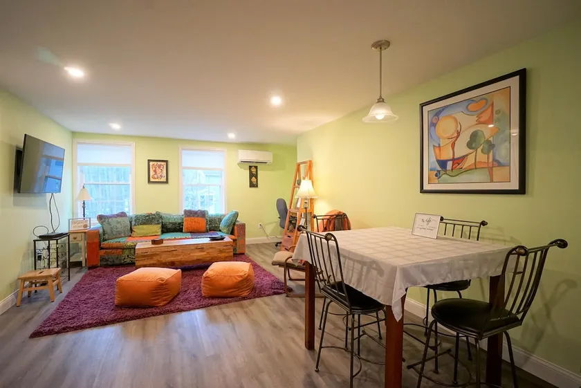 Carriage House by the Sea - Image 1