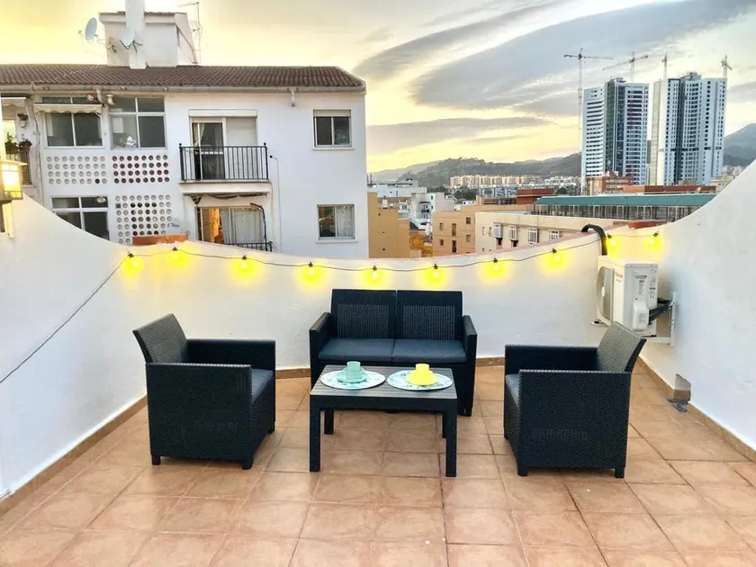 Unique Terrace Oasis - Modern Studio in Center - Image 1
