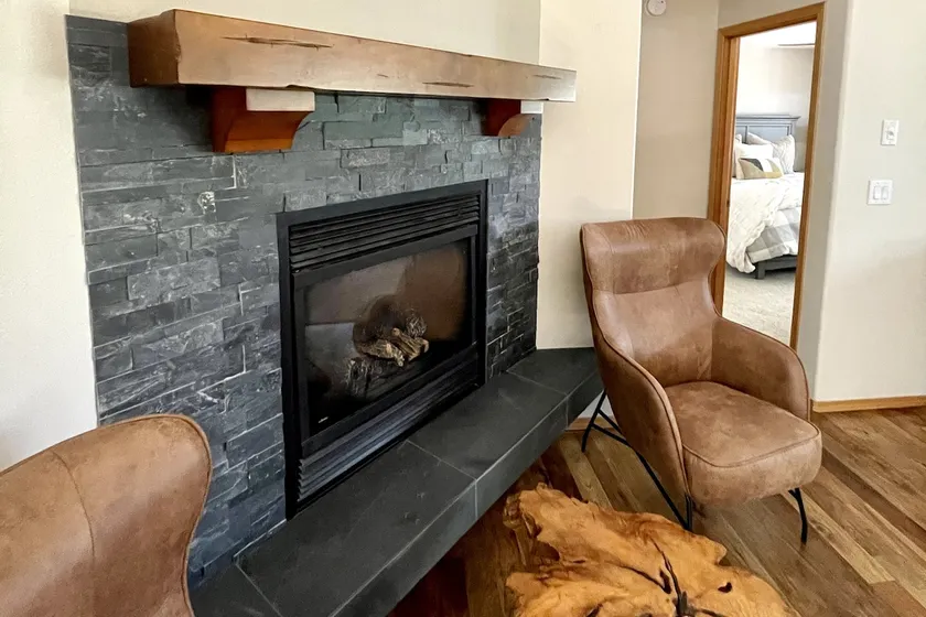 Rustic Luxury River House - Image 1