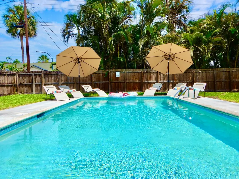 Heated Pool + Lanai | 10 min Beach | Game Room - Image 1