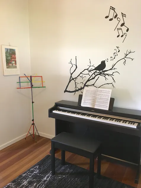 Cottage with Piano, Books & Games in the Hunter - Image 1